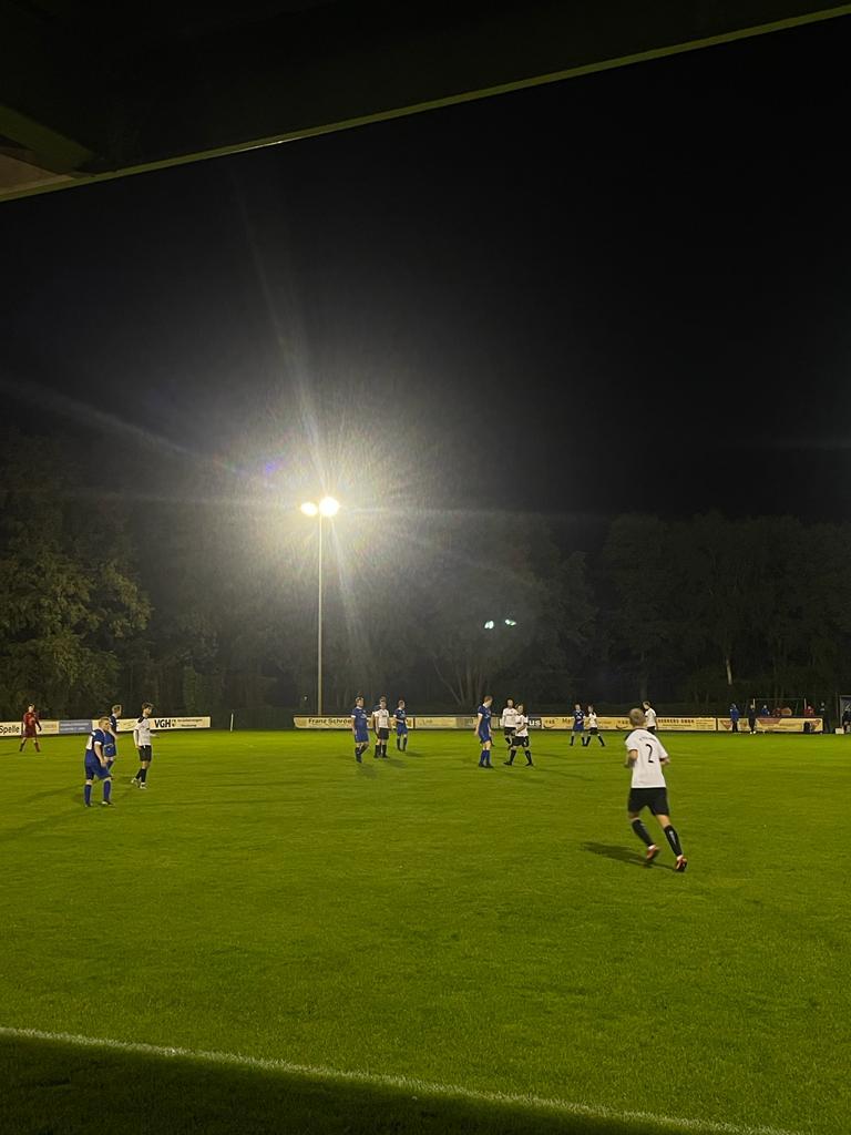 3 : 2 Heimsieg gegen Holthausen Biene II
