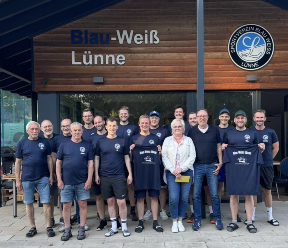 Sponsoring des Autohaus Lögering für die Tennisabteilung des SV Blau Weiß Lünne